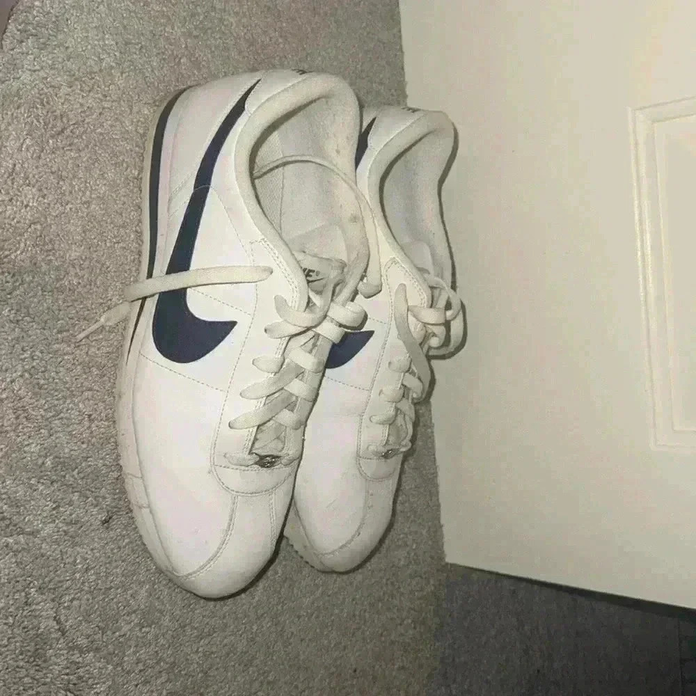 Nike Cortex Vintage Sneaker-Men’s 11.5